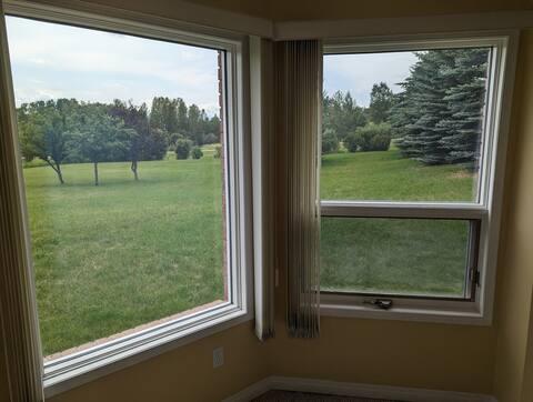Countryside 2BR Retreat | Mountain Views photo 21