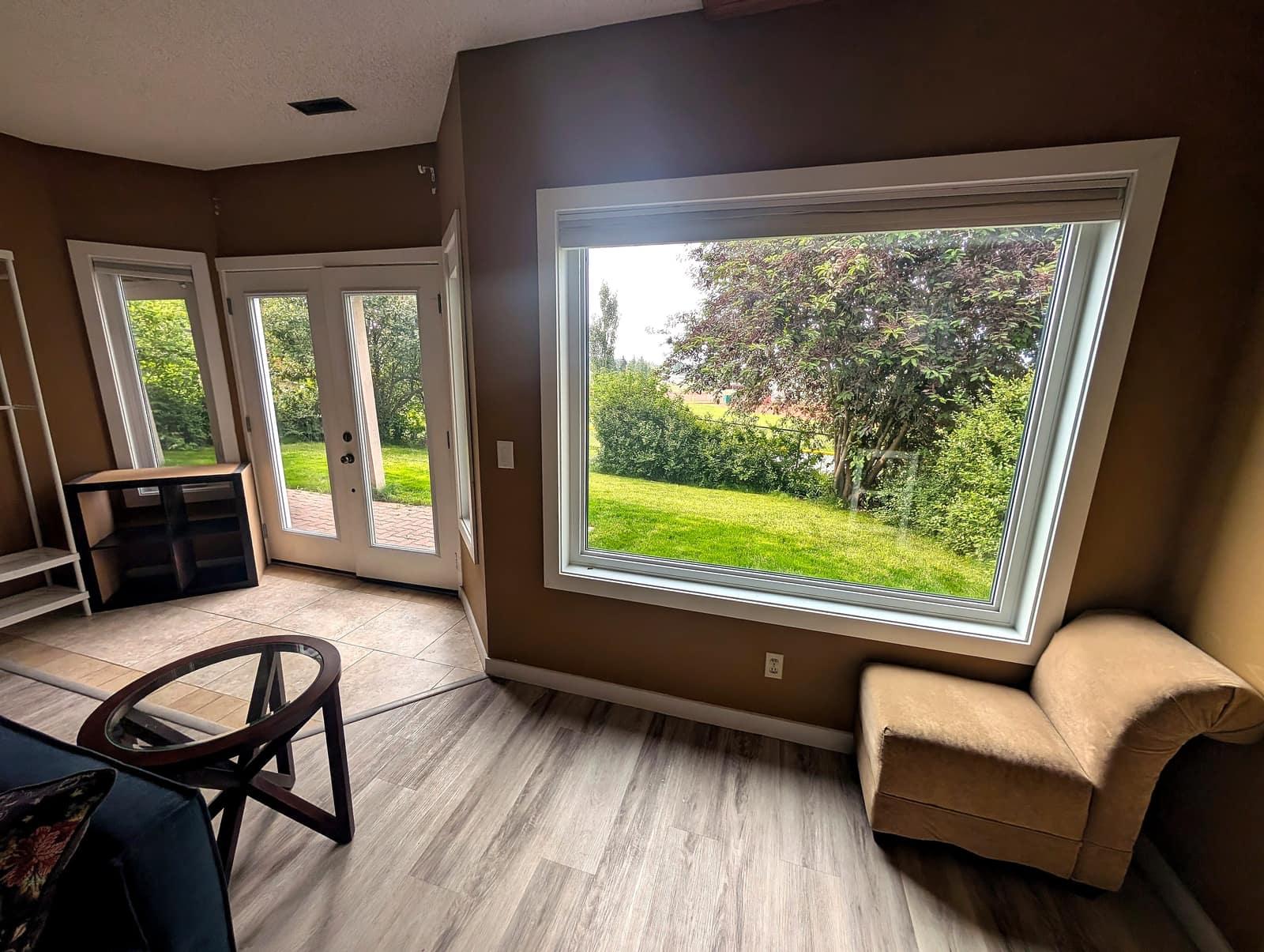 2BR Suite | Near Nose Hill photo 3